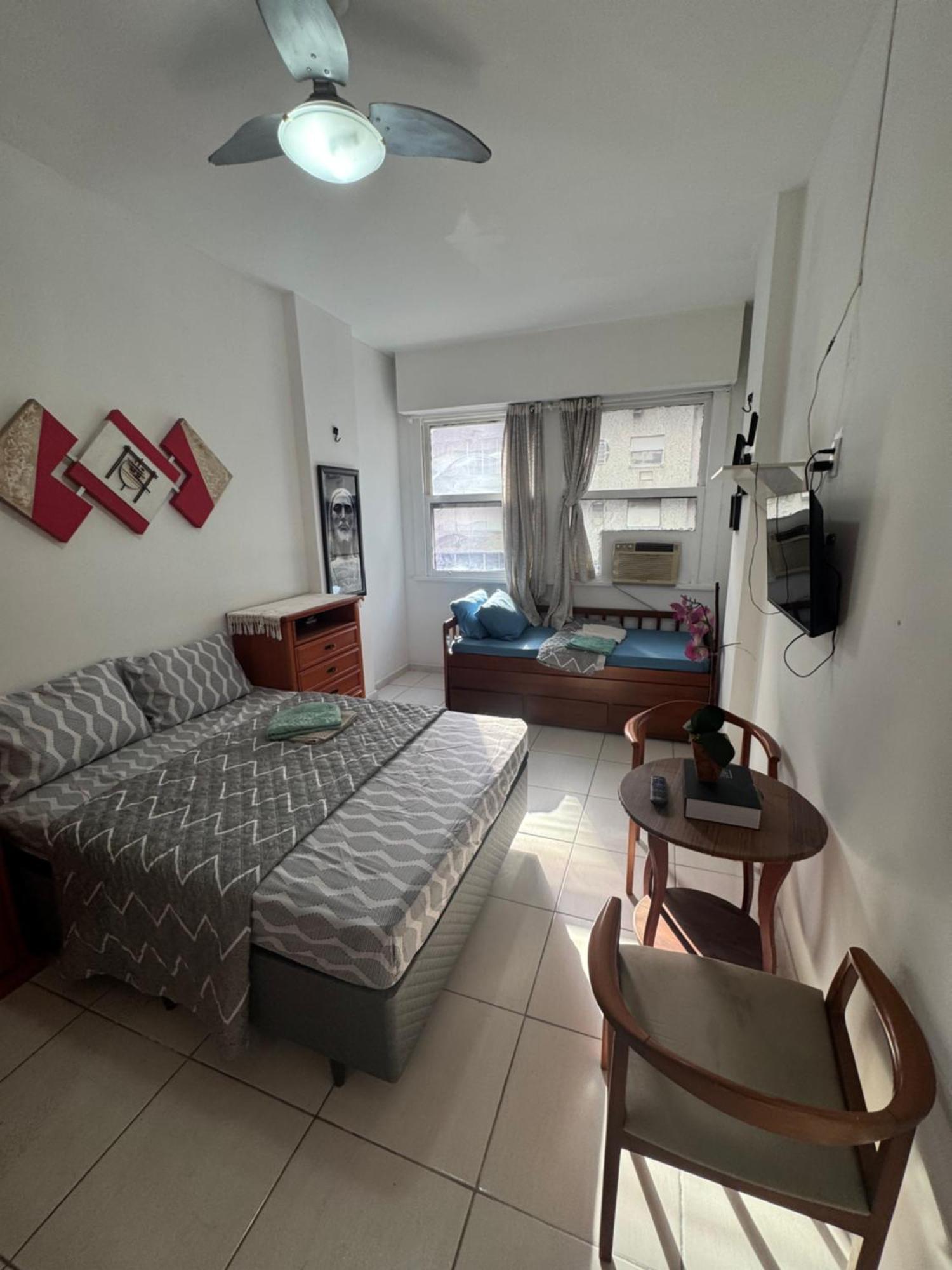 Apartamento Esquina Da Praia, 2 Minutos Da De Copacabana Posto 02 *